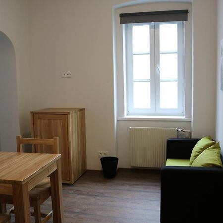 Hotel Sinos Клагенфурте Экстерьер фото
