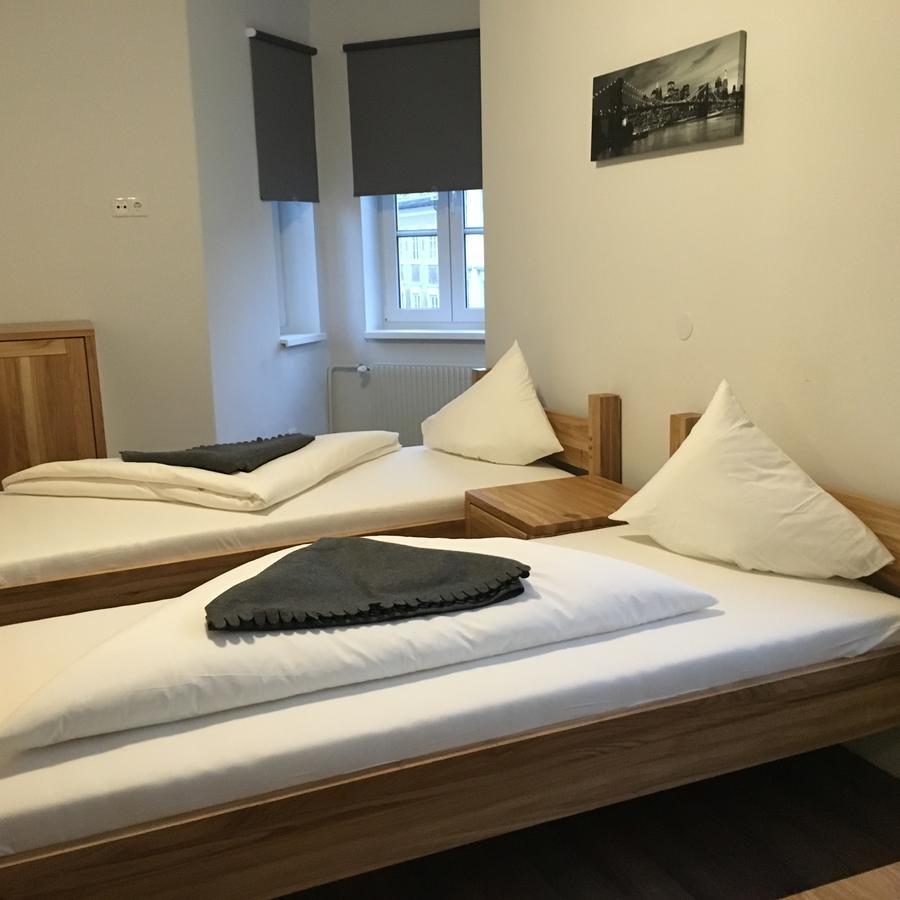 Hotel Sinos Клагенфурте Экстерьер фото